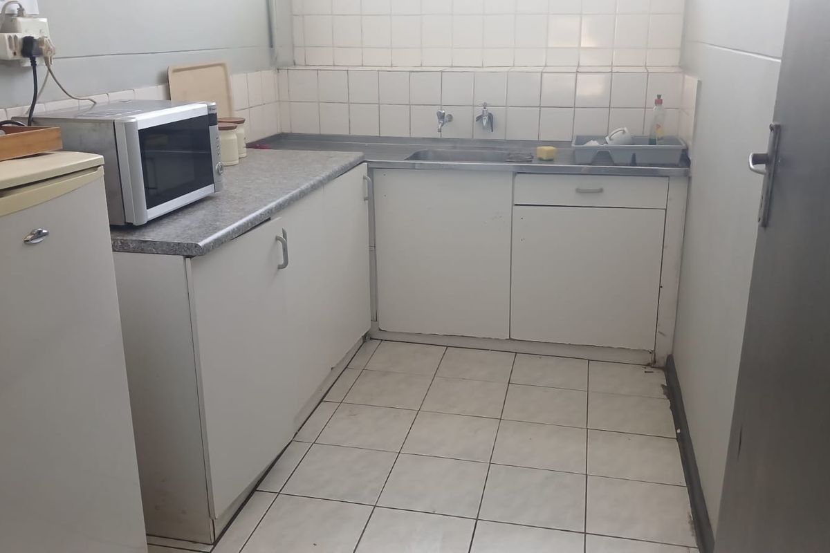 To Let | 2,973 sqm Industrial Warehouse | Paarden Eiland - Photo 4