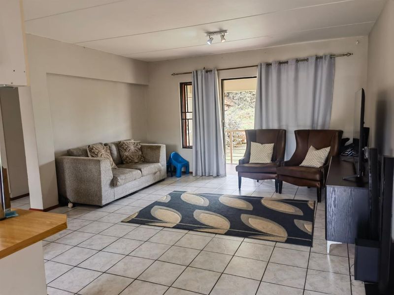 Charming 2-Bedroom with Patio in Prime Location!" - Photo 7