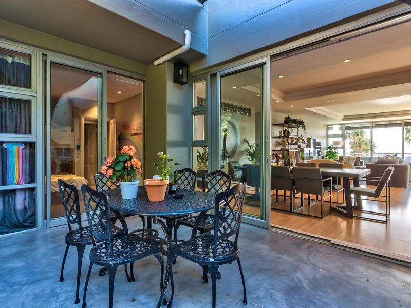 A Coastal Retreat on Iconic Joubert Road | Green Point, Cape Town - Photo 5