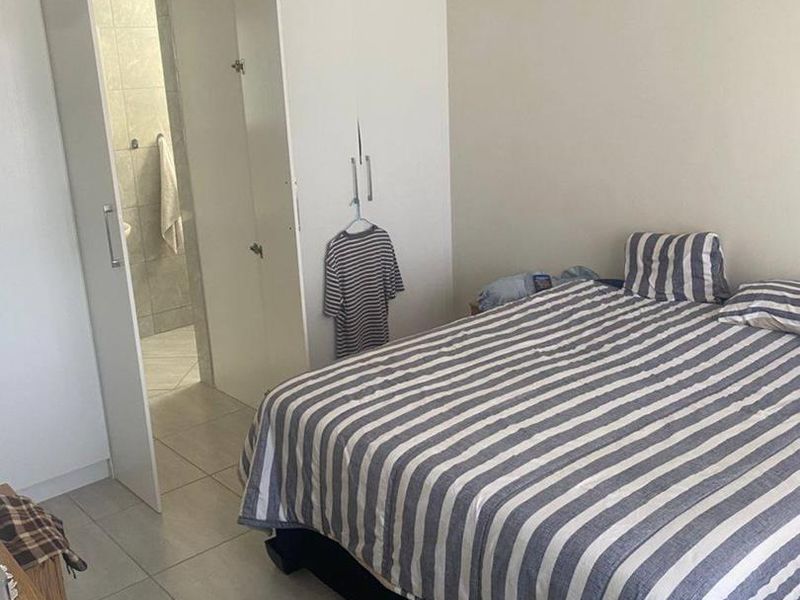 2 Bedroom Townhouse For Sale in Osona - Photo 8
