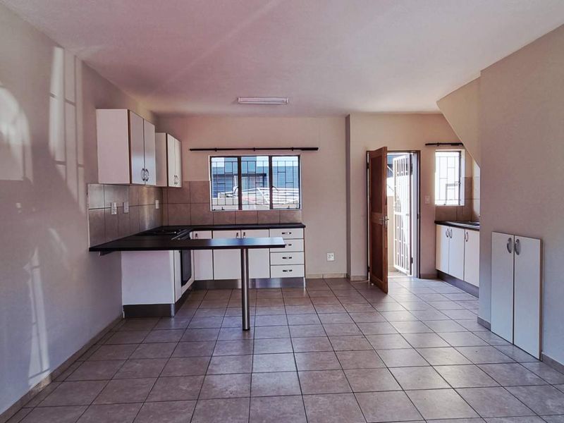 Khomasdal 2 bedroom townhouse - Photo 1