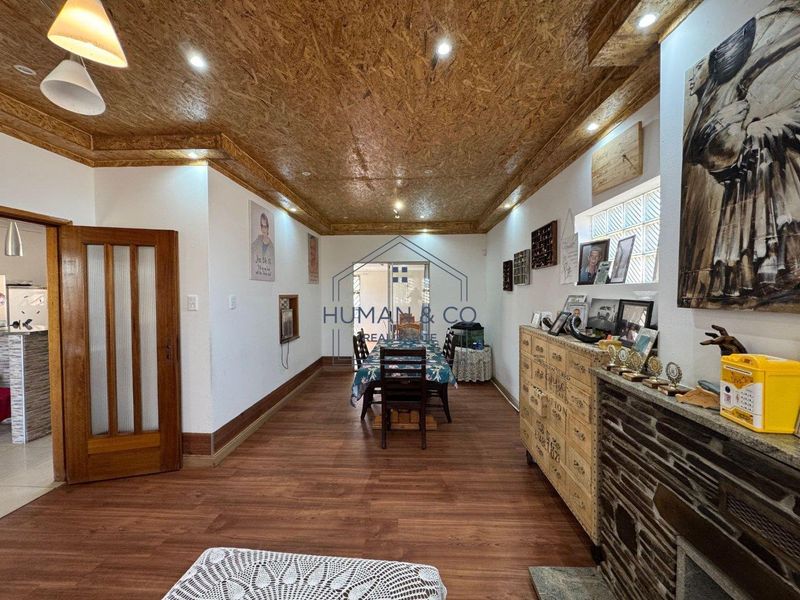 Ideal Starter Home with 1 Bedroom Flat - Photo 5