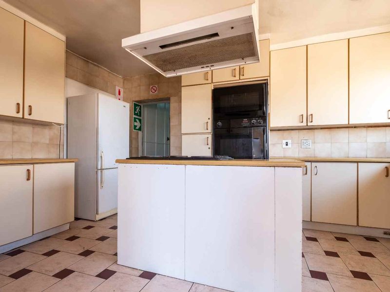 REDUCED. Outstanding Return on Investment For Student Accommodation Investors, Offered By This Unique Property,  For Sale In Brixton, Johannesburg - Photo 7