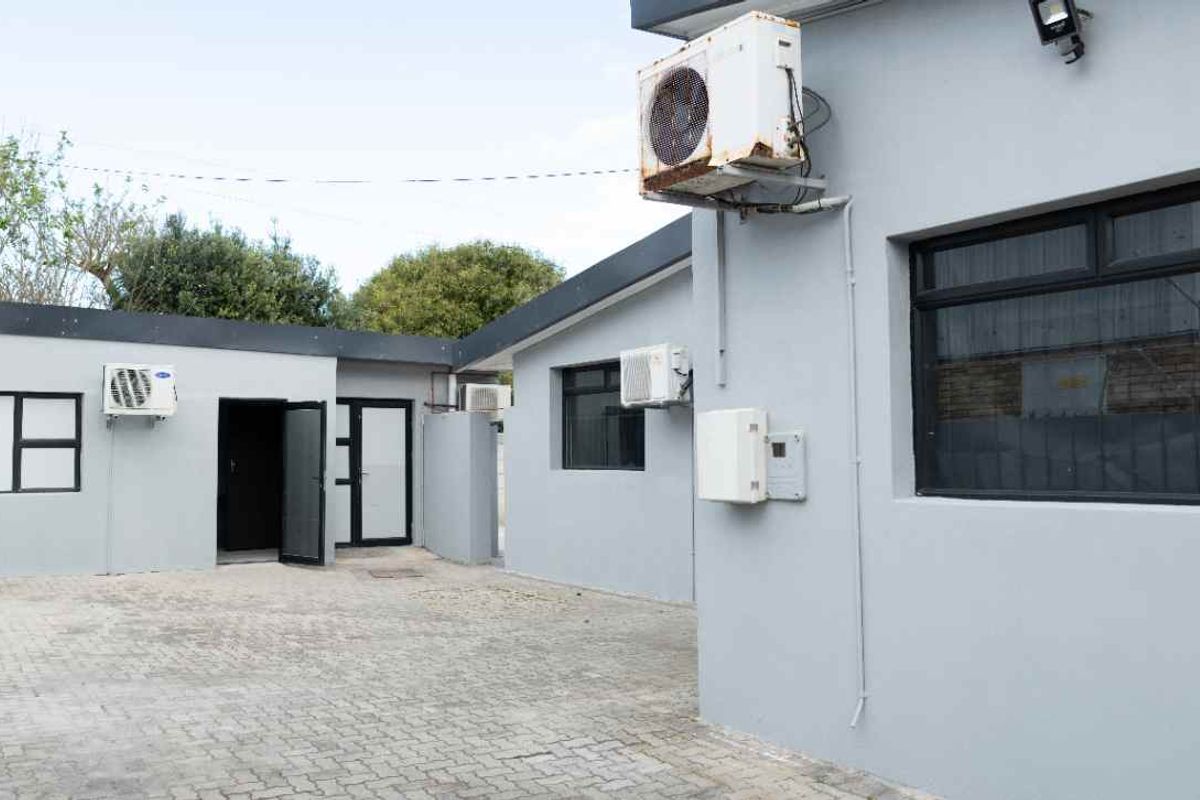 Prime Office Space to Let in Newton Park - Photo 3