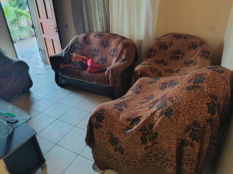 Buy a 5 bedroom house in Ondangwa, Extension2❗️ N$ 1300 000 cost exclusive - Photo 6