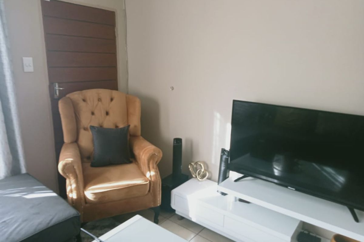Potential, Position & Perfectly Priced - Photo 5