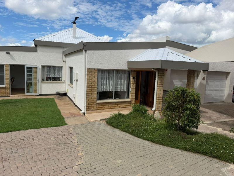 🏡 SPACIOUS 4-BEDROOM HOUSE SALE - OLYMPIA - Photo 4