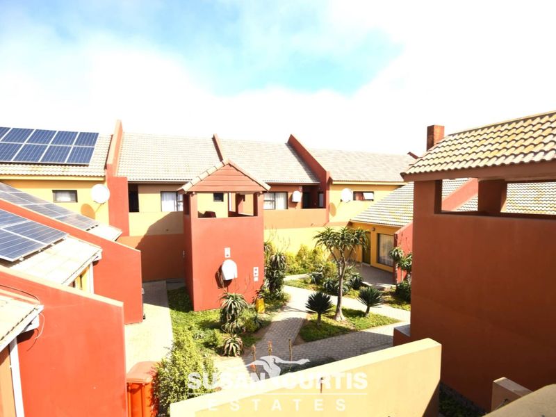 Well located Shop - Photo 4