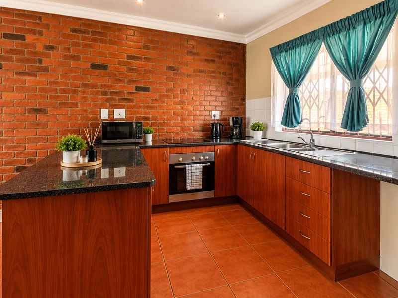 One-Bedroom Apartment for sale - Photo 7