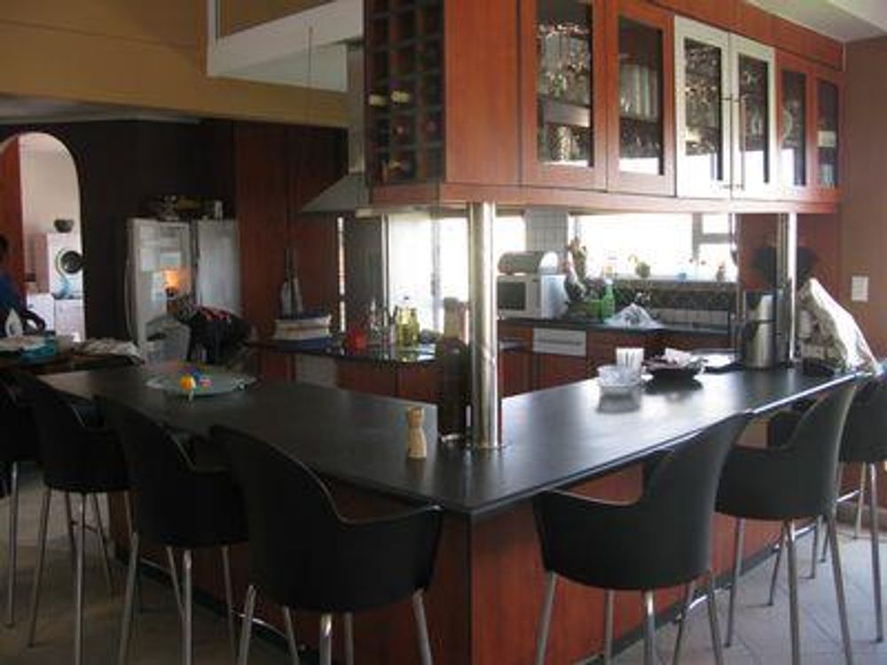 Open plan kitchen area