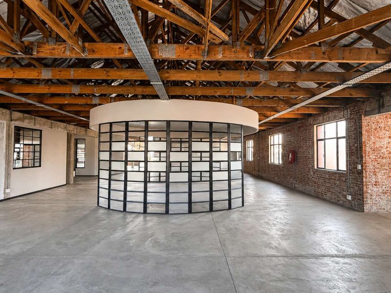 FOR LEASE | Prime First-Floor Industrial-Chic Space, Point Waterfront - Photo 4