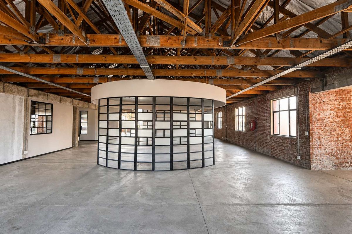 FOR LEASE | Prime First-Floor Industrial-Chic Space, Point Waterfront - Photo 4