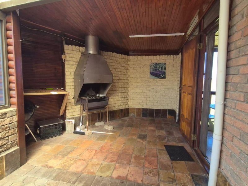 Cozy Garden Cottage - Photo 10