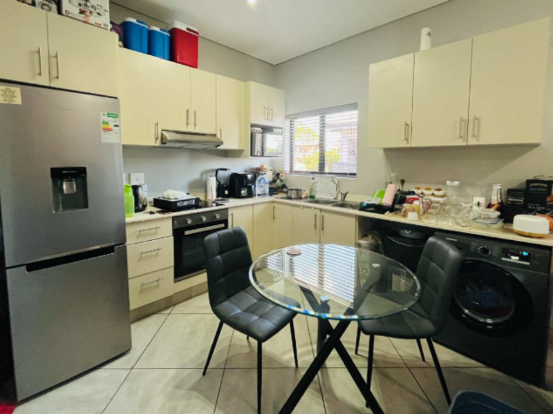 Hendra - Neat 2 bedroom apartment for Rent in Parkhill - Photo 4