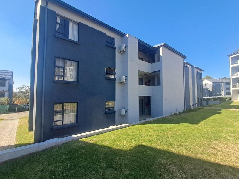 2 Stunning Bedroom In Glen Acres Park Midrand - Photo 10