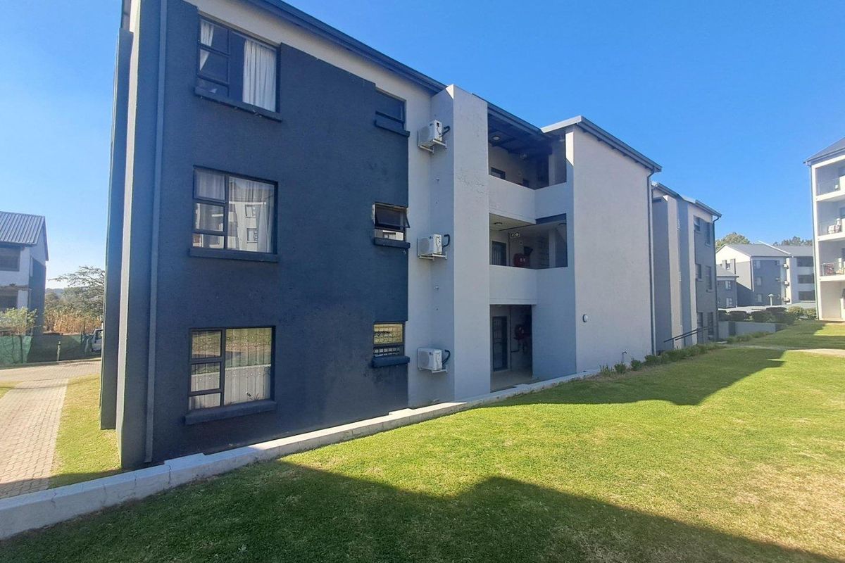 2 Stunning Bedroom In Glen Acres Park Midrand - Photo 3