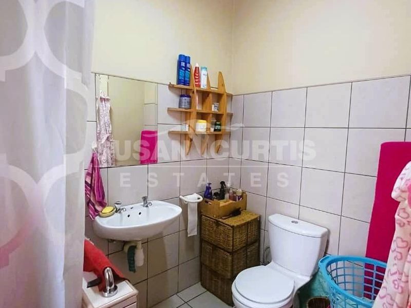 Beautiful unit in Retirement Village - Photo 5