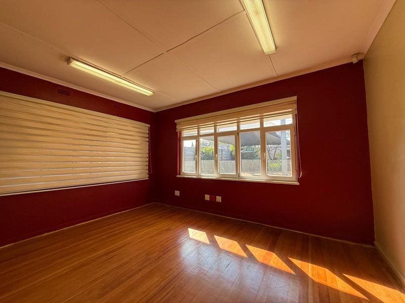 Freestanding Office Space To Let in a Prime Greenside Location - Photo 7