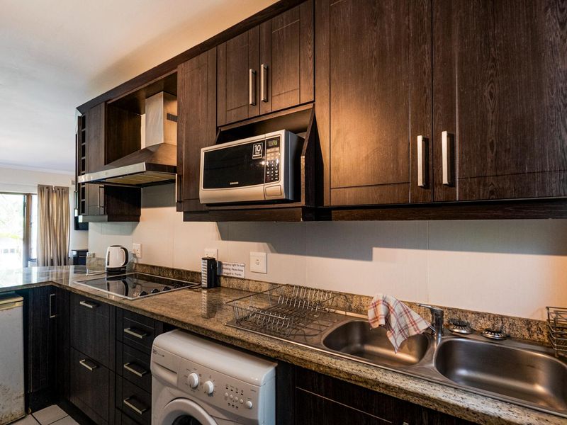 Furnished ground floor and on the beach - Photo 9