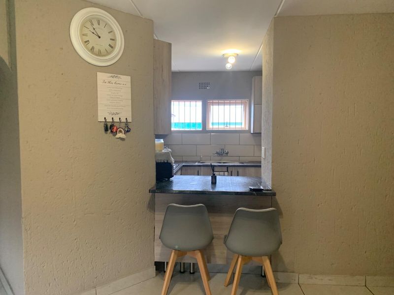 Stunning 3-Bedroom Apartment for Sale in Winchester Hills - Photo 5