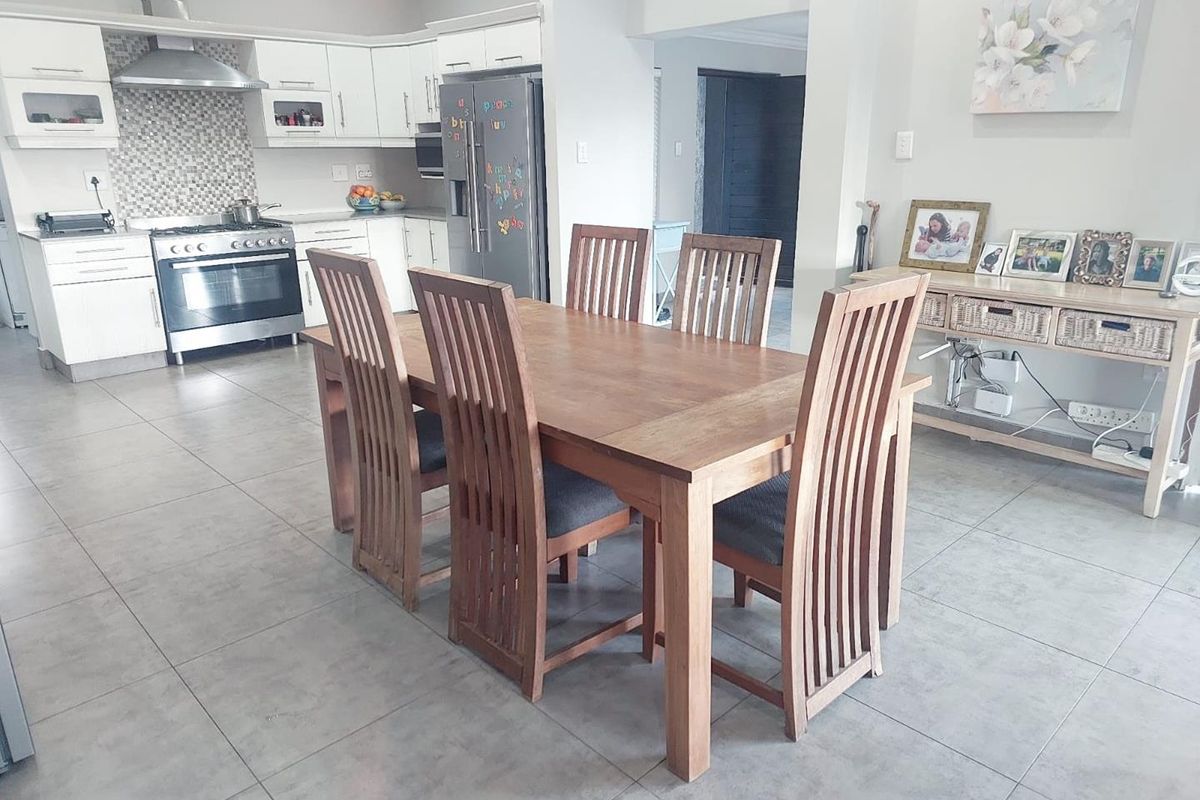 Home With Flatlet In Palm Lakes Estate - Photo 3