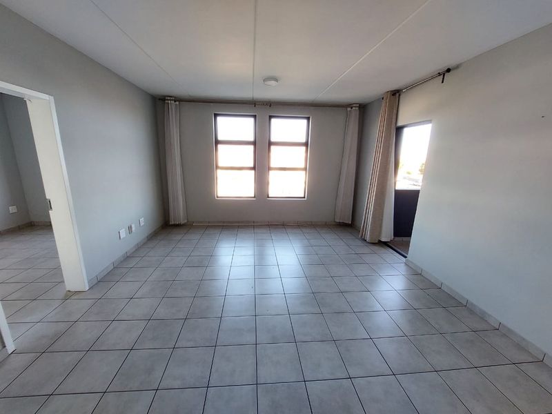 Unfurnished Two Bedroom Apartment To Rent in Parklands - Photo 7