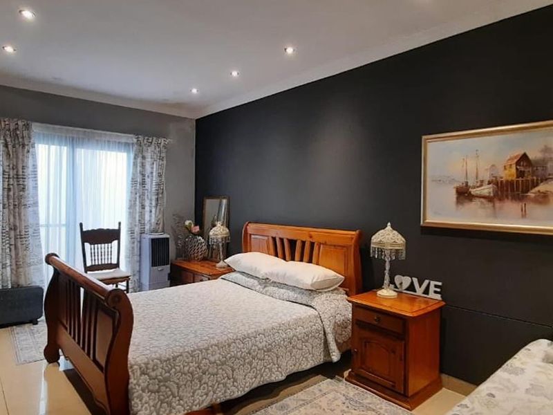 Auasblick- For Sale- N$5 500 000 - Photo 9