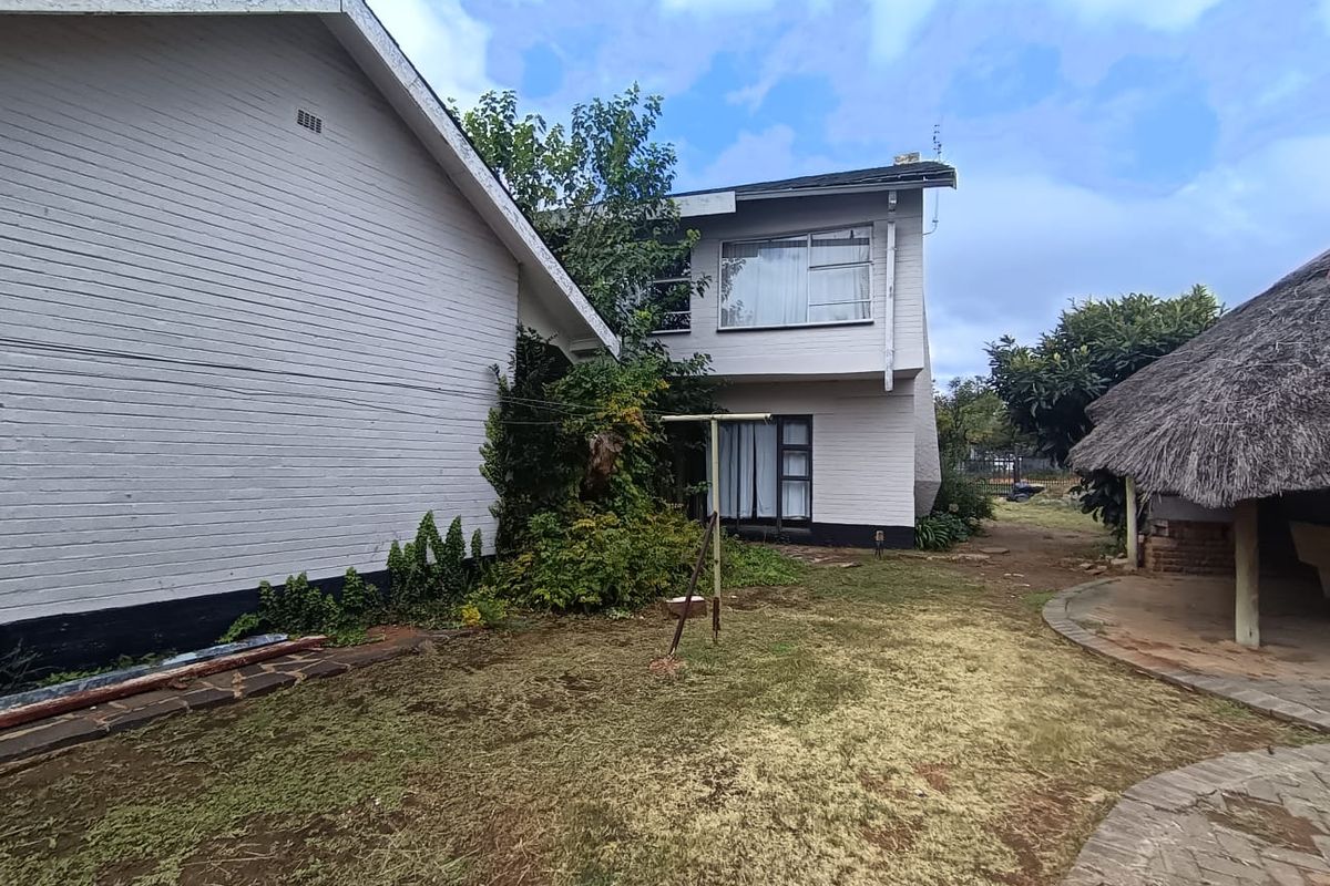 Prime Student Housing Investment: Near UOFS, High Returns - Photo 3