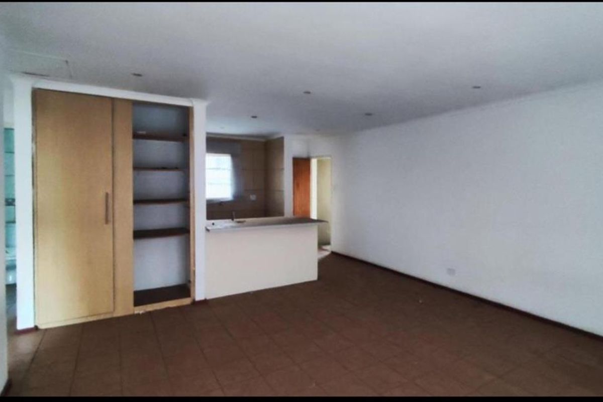 2 Bedroom Apartment for sale - Photo 5