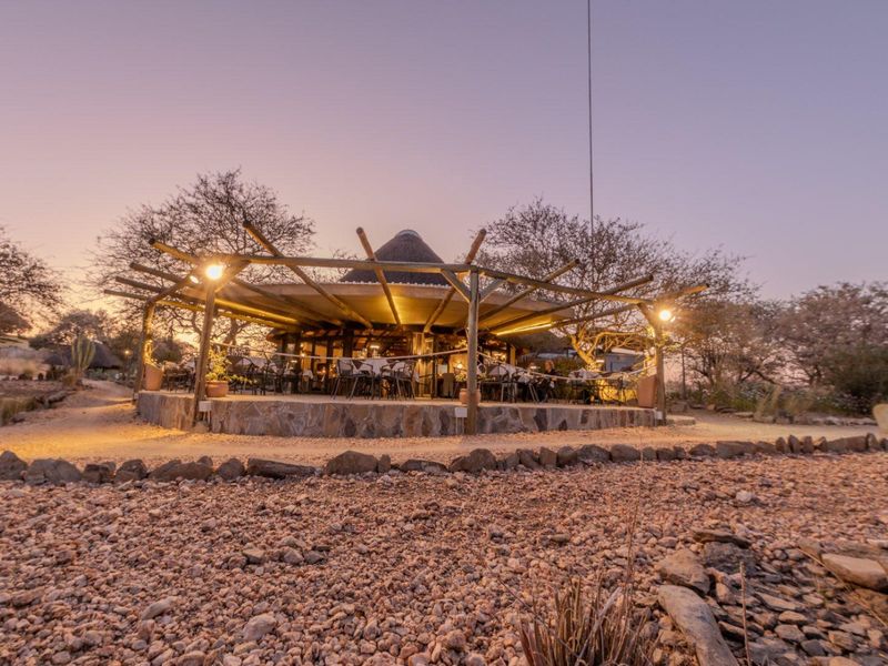 Beautiful Lodge Minutes from Windhoek - Photo 3