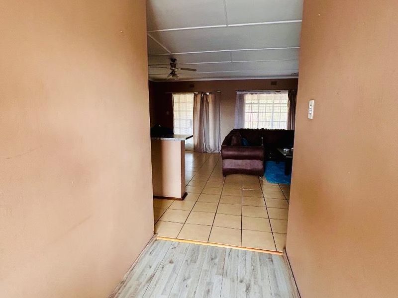 3 bedroom Townhouse for sale in Vryheid - Photo 7