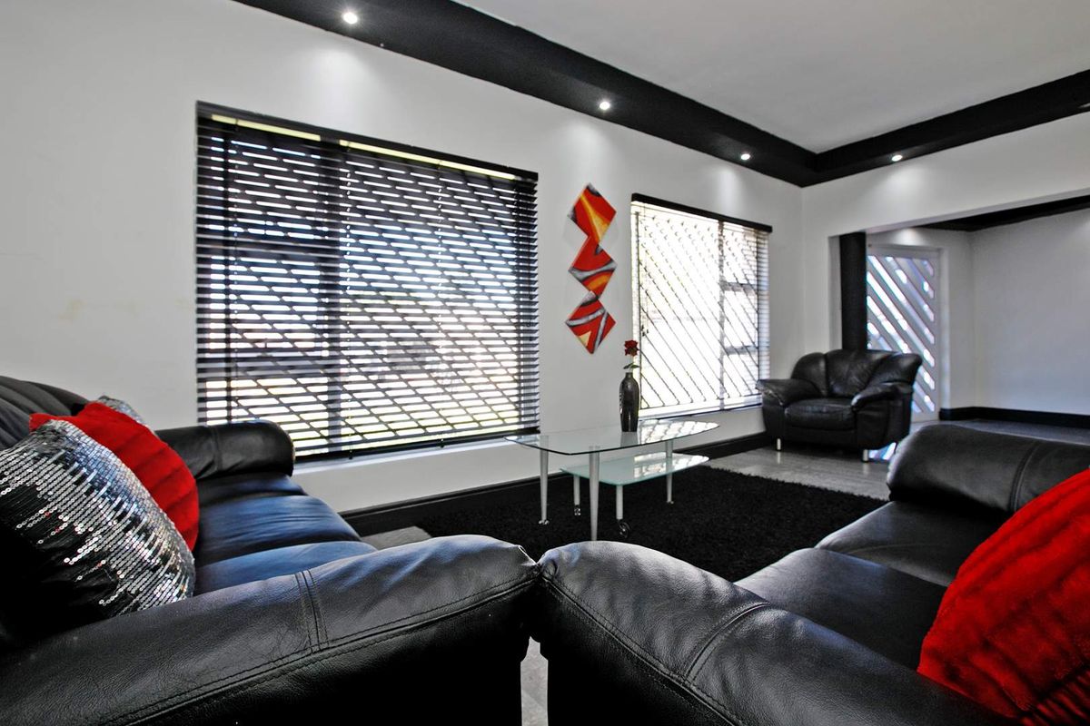 Location is paramount !!! Dont miss out - Photo 4