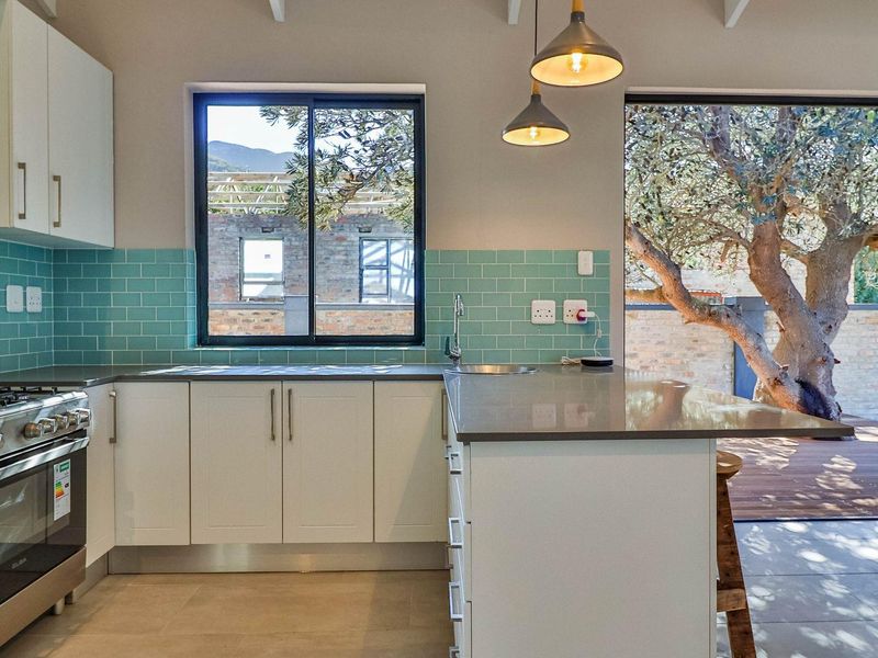 Brand New Home in Access Controlled Complex – Peace of Heaven, Kleinmond - Photo 9