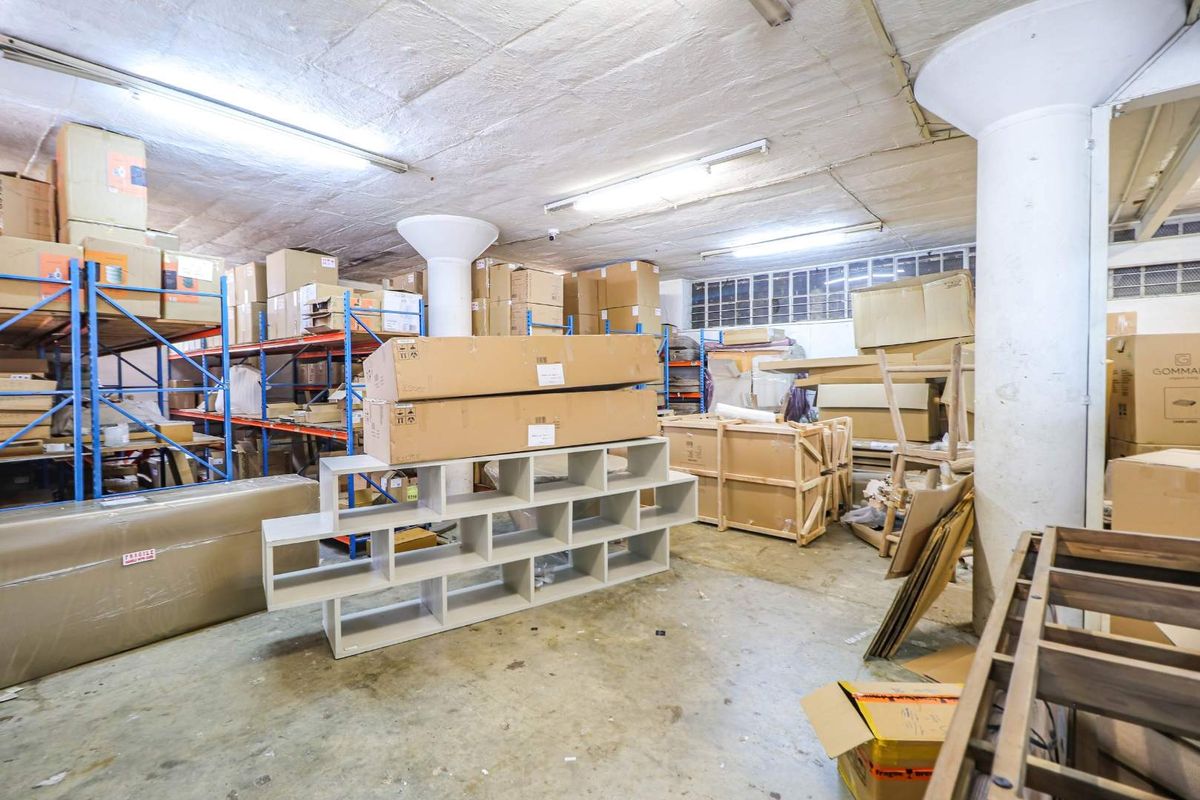 **Prime Industrial Warehouse & Office Space in Wynberg** - Photo 4