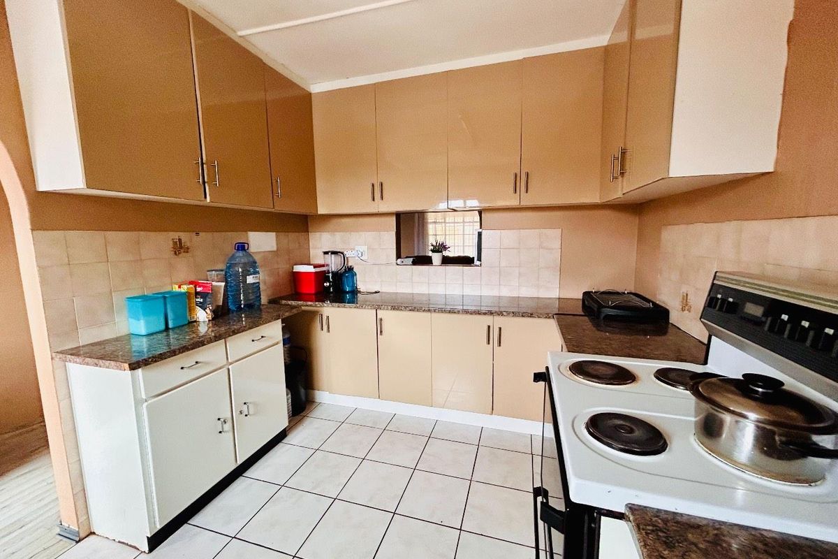 3 bedroom Townhouse for sale in Vryheid - Photo 5