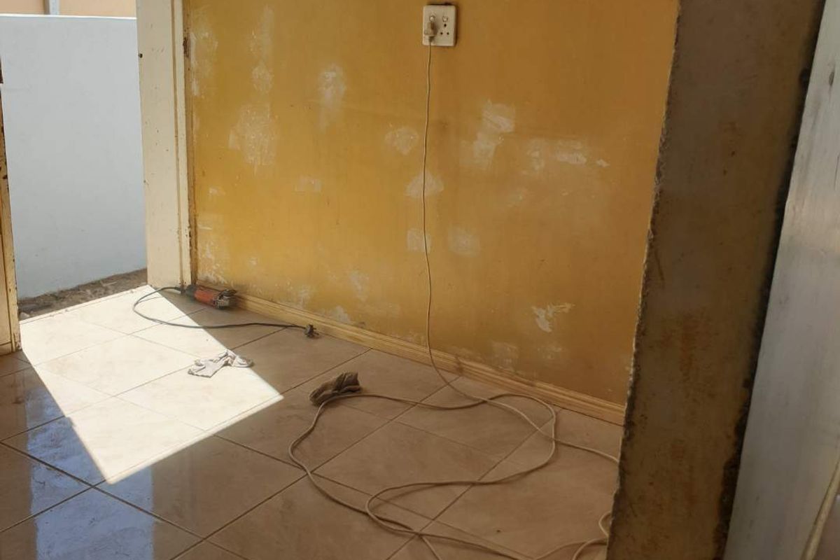 Your Dream Home Awaits in the Vibrant Freedom Land Location, Katutura, Windhoek! - Photo 3