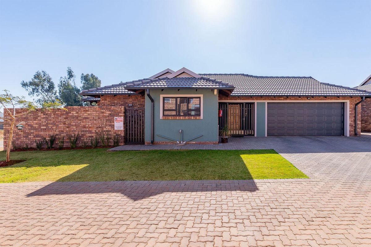 Low Maintenance Cluster. - Photo 2