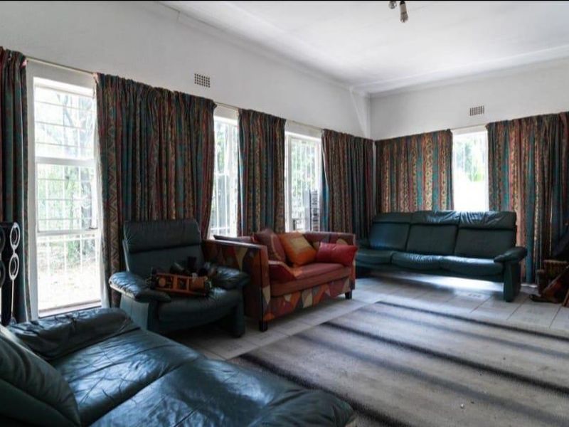 3 Bedroom House for Sale in Brackenhurst - Photo 8