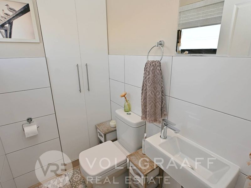 Five-Bedroom Seafront Home For Sale - Mile 4, Extension 1 - Photo 8
