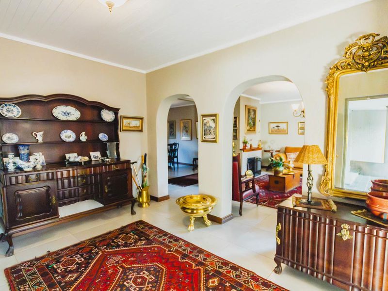 Spacious family abode in a security estate! - Photo 9