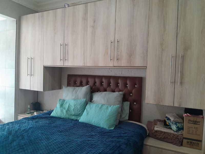 The Hill 3 Bedroom Family Home - Photo 7