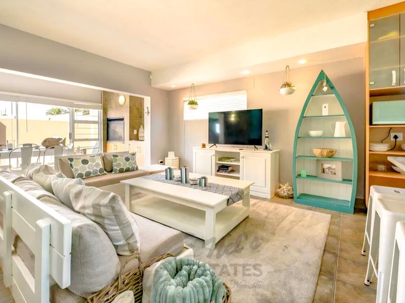 Furnsihed Townhouse For Sale at Waterfront, Swakopmund - Photo 2