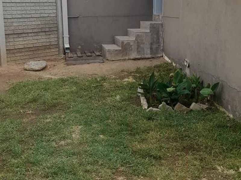 FOR SALE N$2 300 000,00 Olympus Village - Photo 6