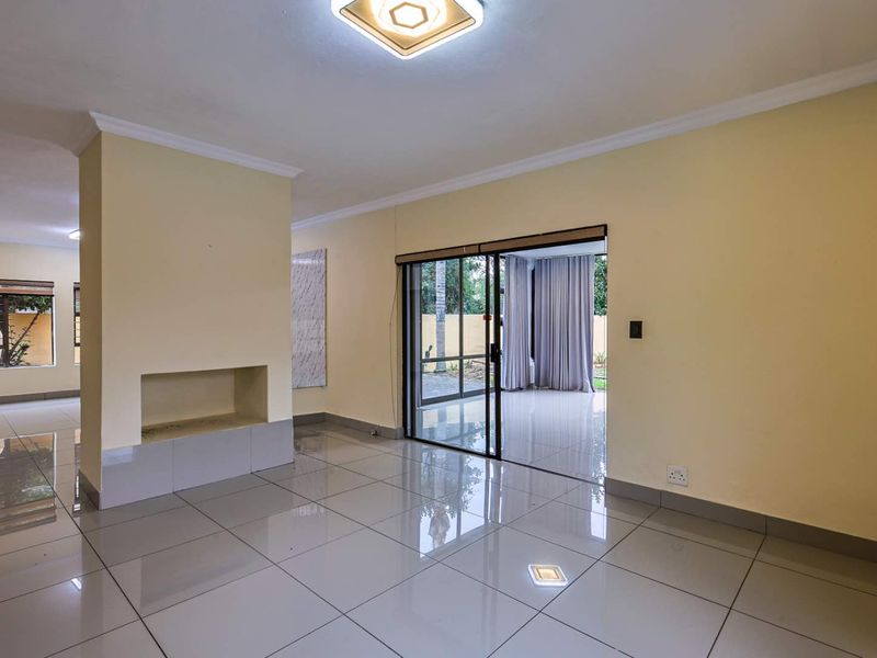 Well-Maintained 4 Bedroom Family Home in Secure Estate - Photo 8