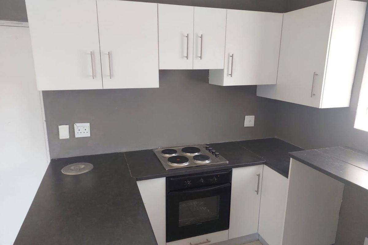 3 Bedroom Townhouse To Rent In Bridgemead - Photo 4
