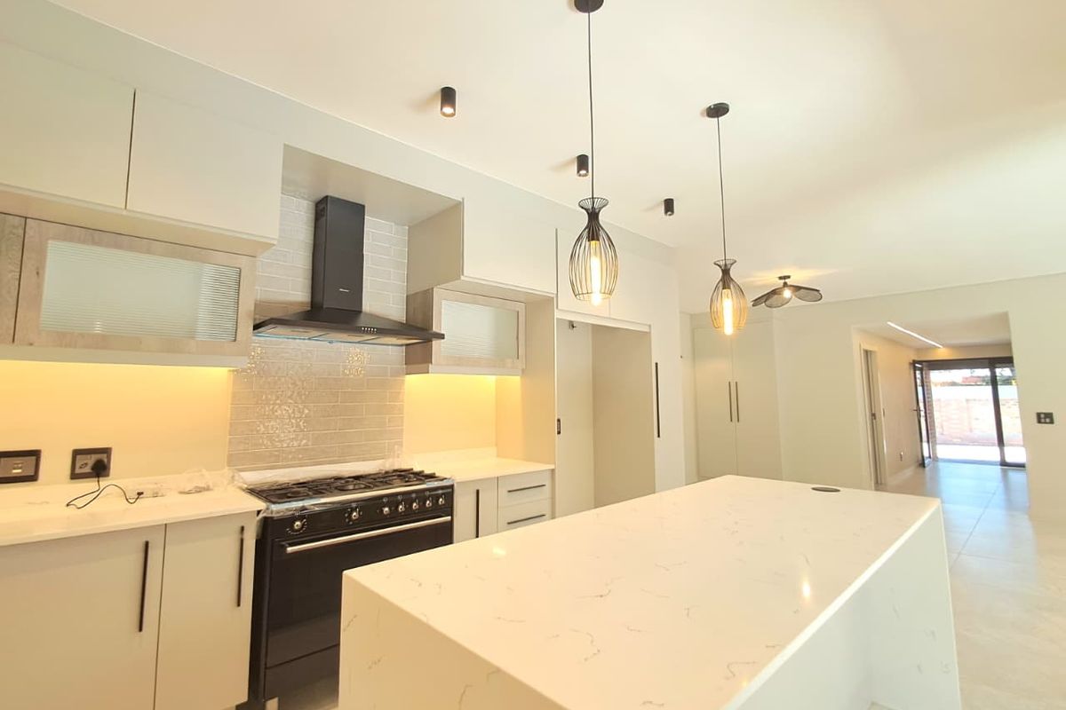 3 Bedroom Cluster in Brackenhurst NEW DEVELOPMENT - Photo 2