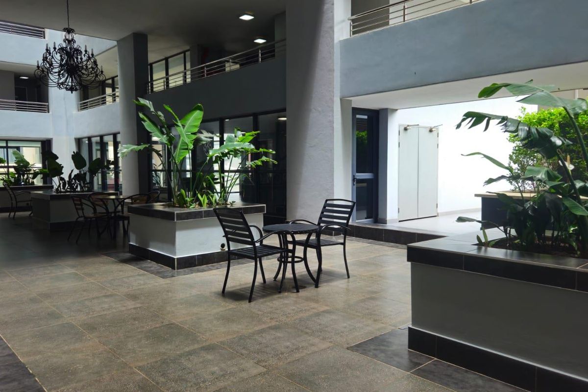 "Experience Luxury Living Near uMhlanga Beach" - Photo 2