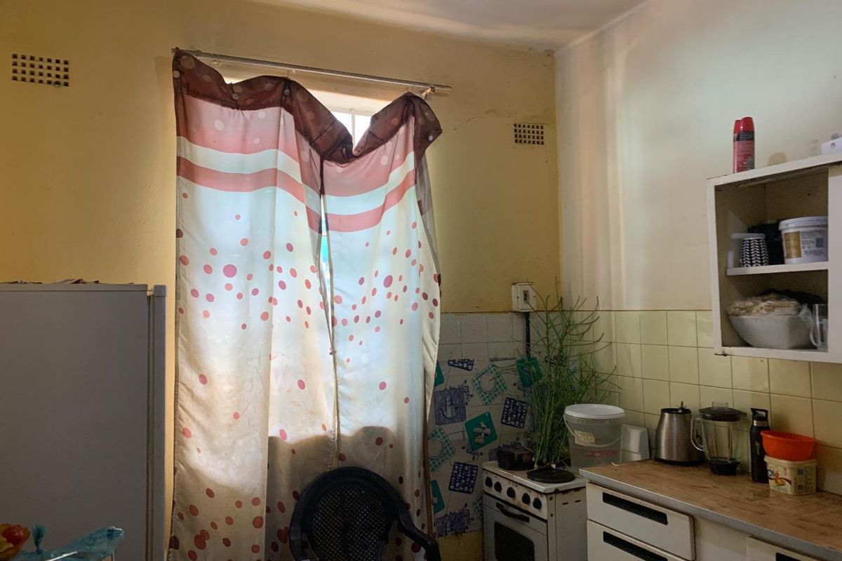 1 bedroom flat apartment for sale in Kenilworth - Photo 3