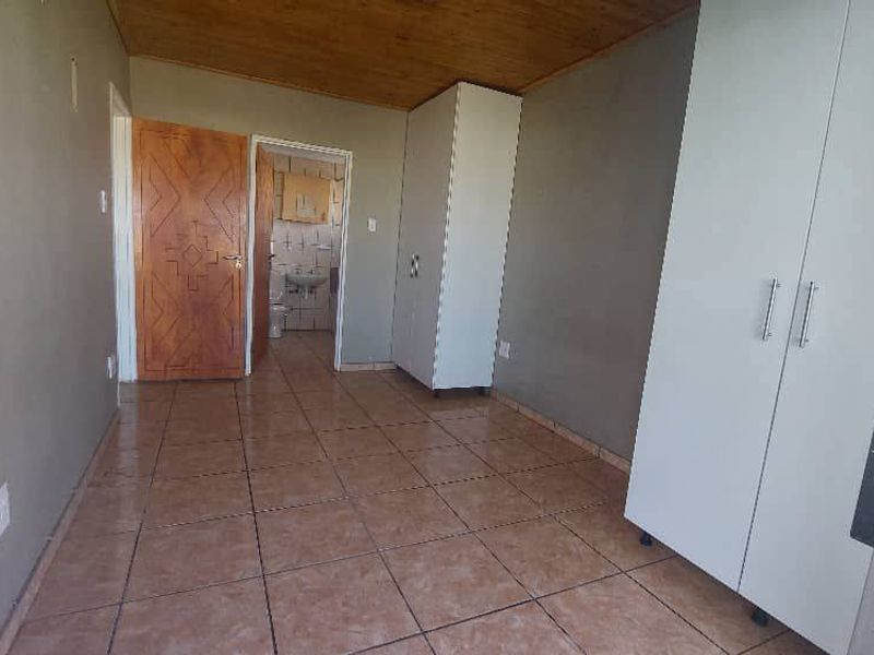 Free standing House FOR SALE - Photo 3