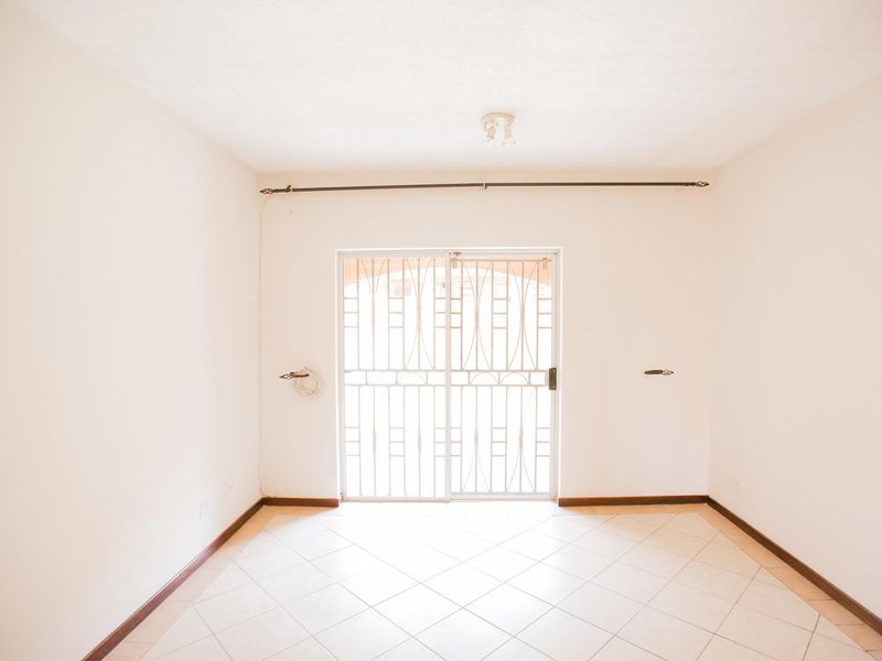 2 Bedroom Townhouse With A Private Garden - Photo 7